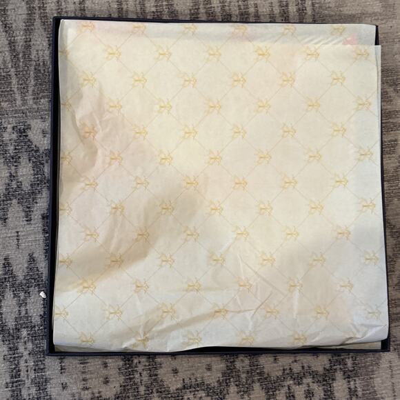 Brooks Brothers Silk Scarf Horse & Carriage Motif New in box Toile Italy - Picture 10 of 10